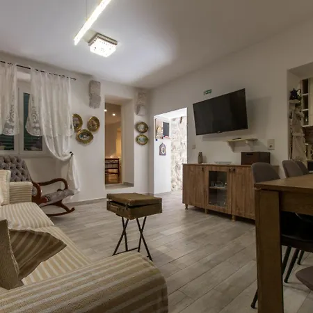 Sen - 130 M From Sea Apartment